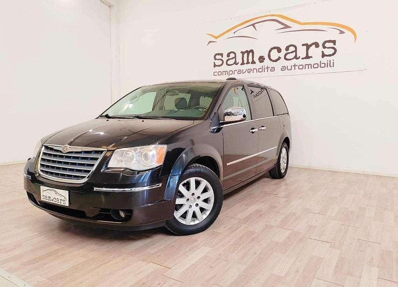 Nero Usata 2010 Chrysler Grand Voyager Limited Monovolume | 8500 € (Cara) - Immagine 1/4