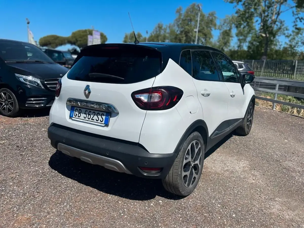 Usata Renault Captur 89 CV (65 kW) 2018 Bianco SUV