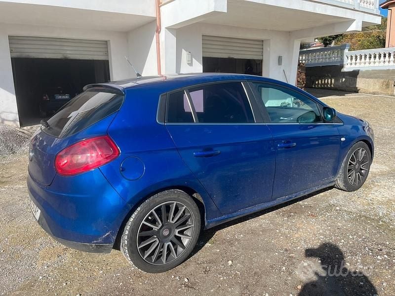 Blu Usata 2008 Fiat Bravo Sport Due volumi | 3200 € (Cara) - Immagine 1/4