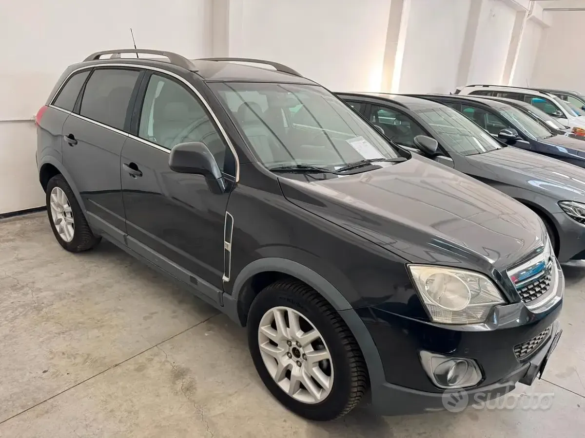 Usata Opel Antara Cosmo 163 CV (119 kW) 2013 Nero SUV