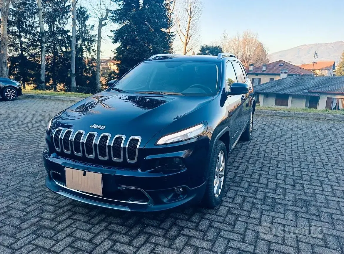 Usata Jeep Cherokee 200 CV (147 kW) 2015 SUV