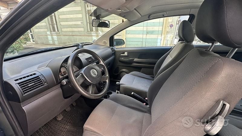 Usata VW Fox 75 CV (55 kW) 2006 Utilitaria