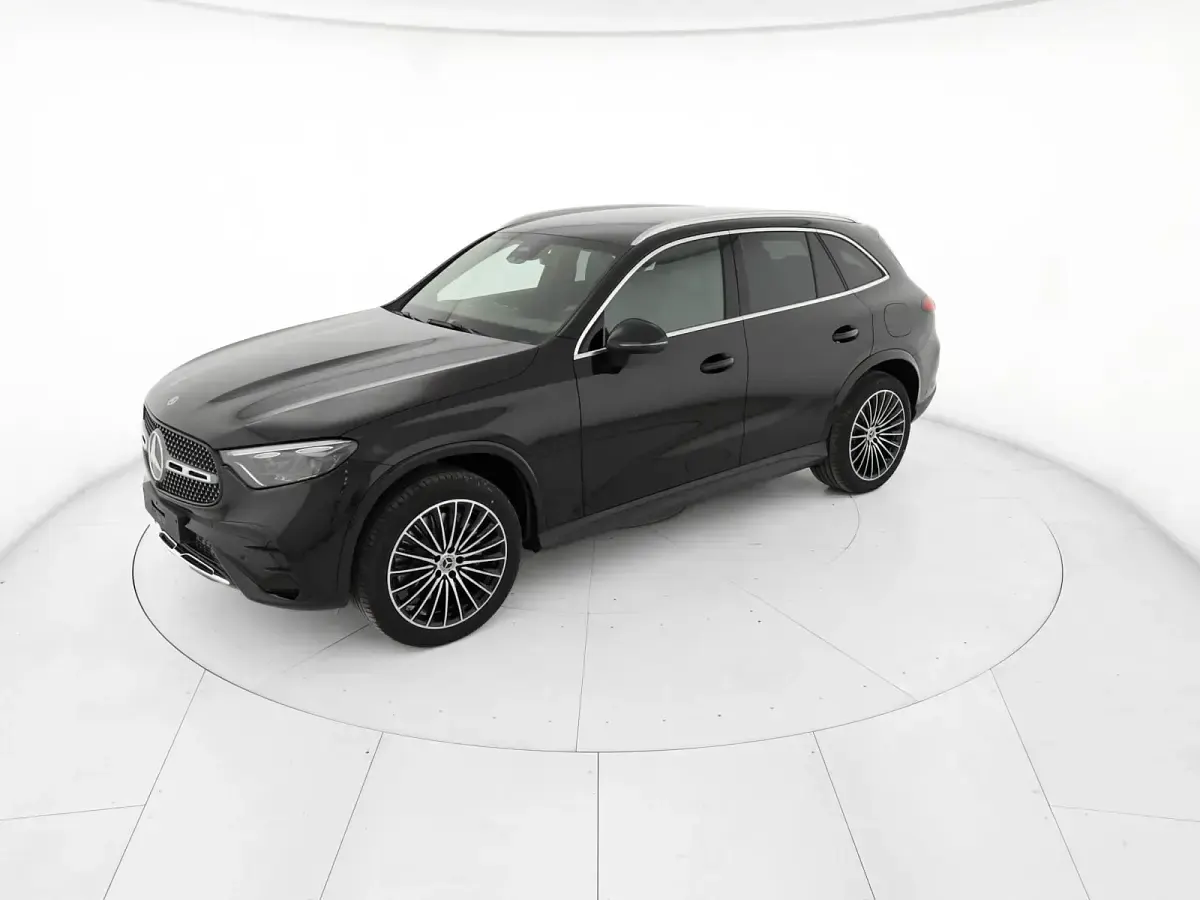 Nuova Mercedes GLC300de Advanced 333 CV (244 kW) 2026 Nero ossidiana SUV