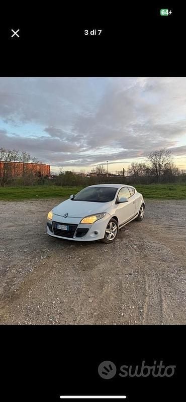 Usata Renault Mégane Coupé 110 CV (80 kW) 2011 Bianco Coupé