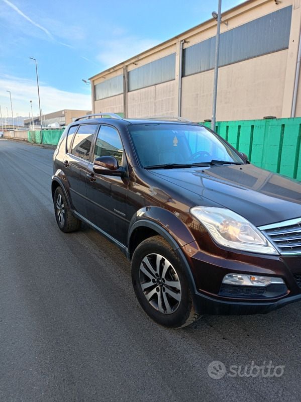 Usata Ssangyong (KGM) Rexton 155 CV (114 kW) 2014 SUV