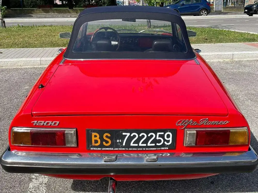 Usata Alfa Romeo Spider Veloce 120 CV (88 kW) 1973 Rosso Cabrio