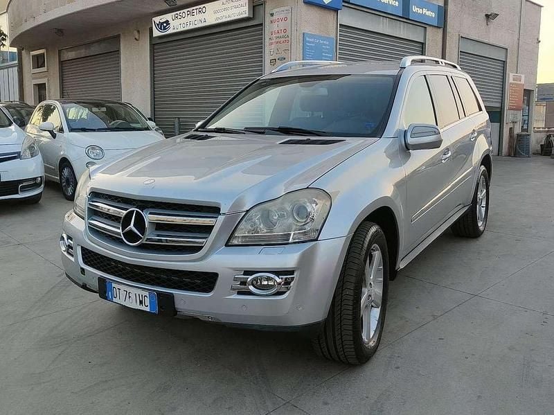Grigio Usata 2009 Mercedes GL320 Chrome SUV | 9500 € - Immagine 1/4