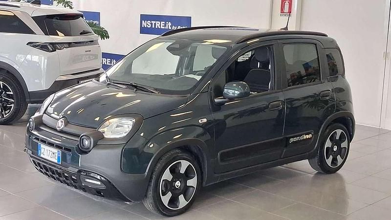 Usata Fiat Panda Cross Cross 69 CV (50 kW) 2025 Verde foresta Utilitaria