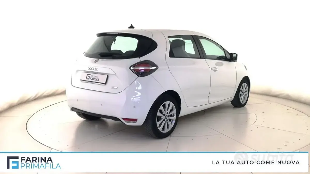 Usata Renault Zoe Zen 50 kW (69 CV) 2020 Bianco Utilitaria