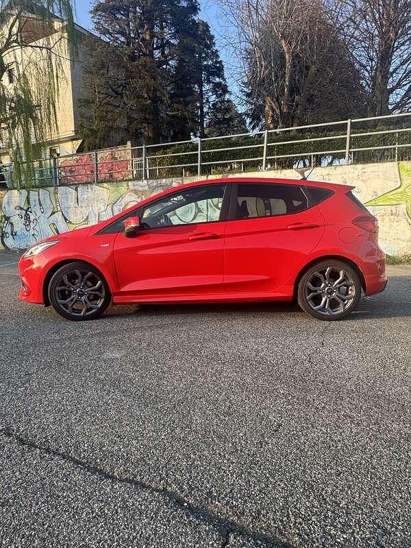 Usata Ford Fiesta ST-Line 125 CV (91 kW) 2020 Rosso Utilitaria