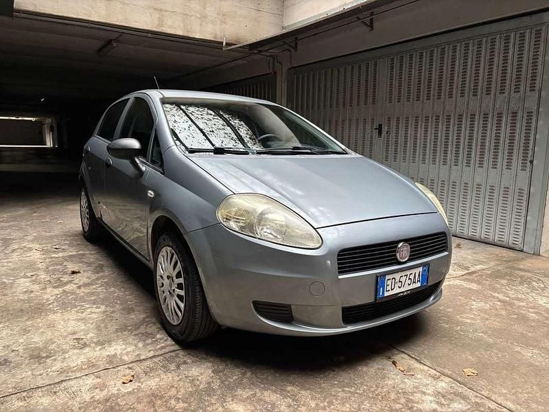 Usata Fiat Punto 73 CV (53 kW) 2010 Berlina