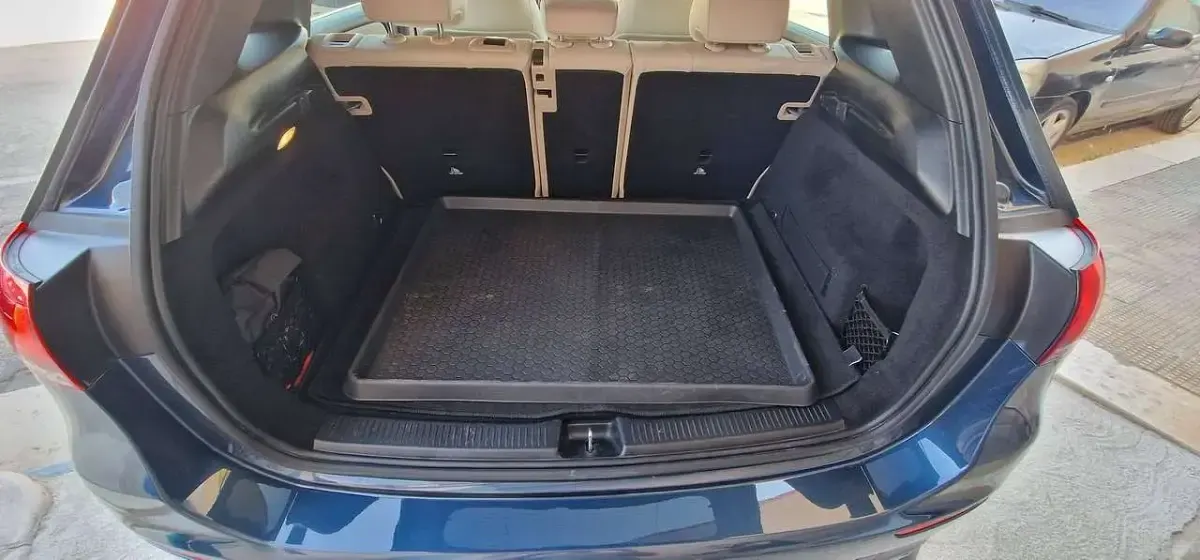 Usata Mercedes B180 Business 116 CV (85 kW) 2022 Blu/azzurro Utilitaria