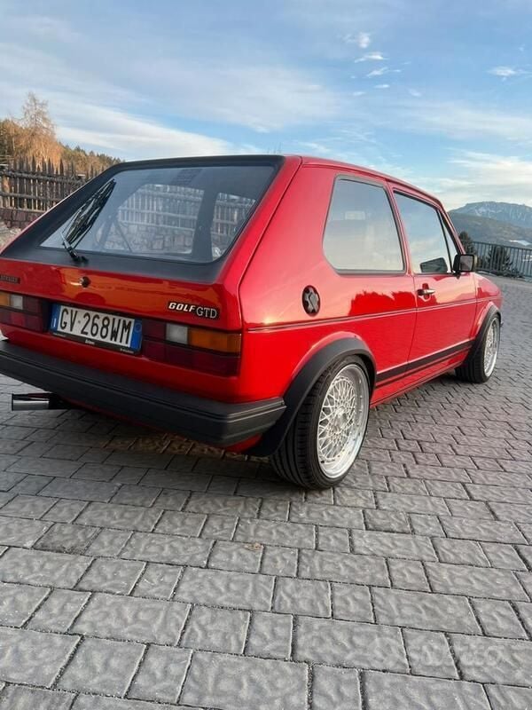 Usata VW Golf I GTD 50 CV (36 kW) 1982 Rosso Utilitaria