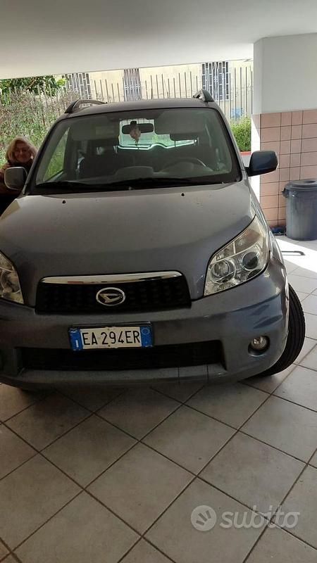 Usata Daihatsu Terios 105 CV (77 kW) 2010 SUV