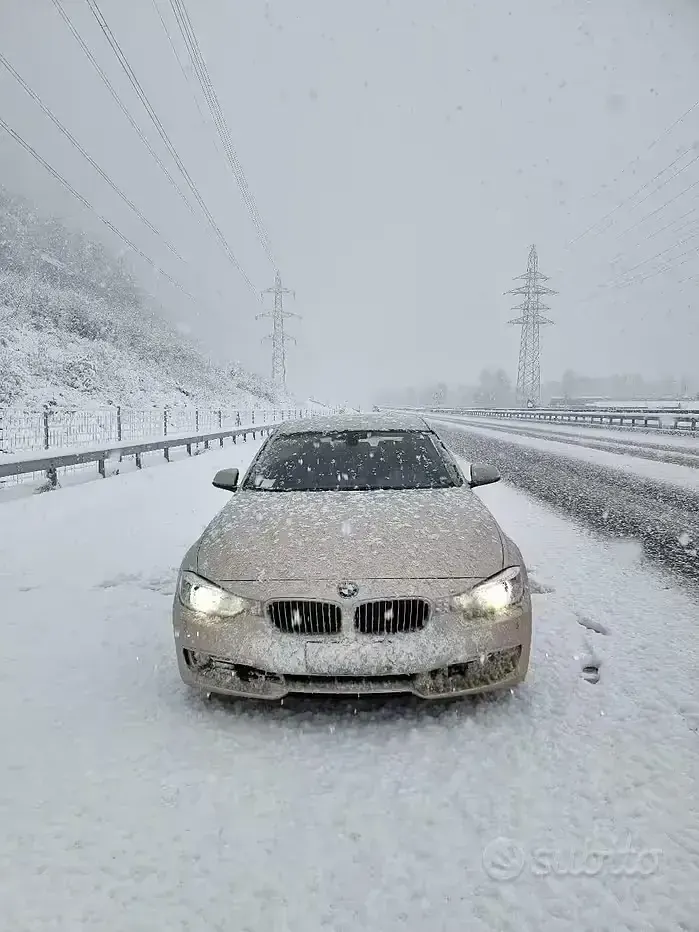 Usata BMW 328 Luxury Line 245 CV (180 kW) 2019 Berlina