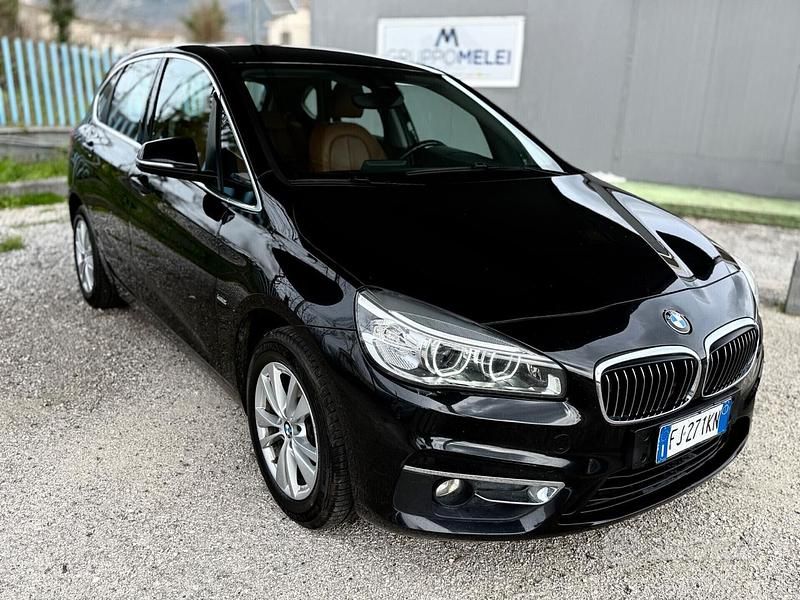 Usata BMW 216 Active Tourer Luxury Line 117 CV (86 kW) 2017 Nero Monovolume