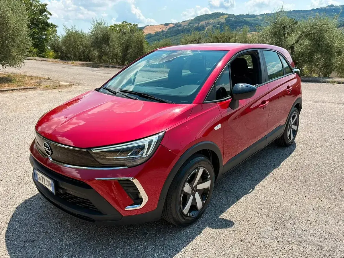 Usata Opel Crossland Edition 83 CV (61 kW) 2022 Rosso SUV