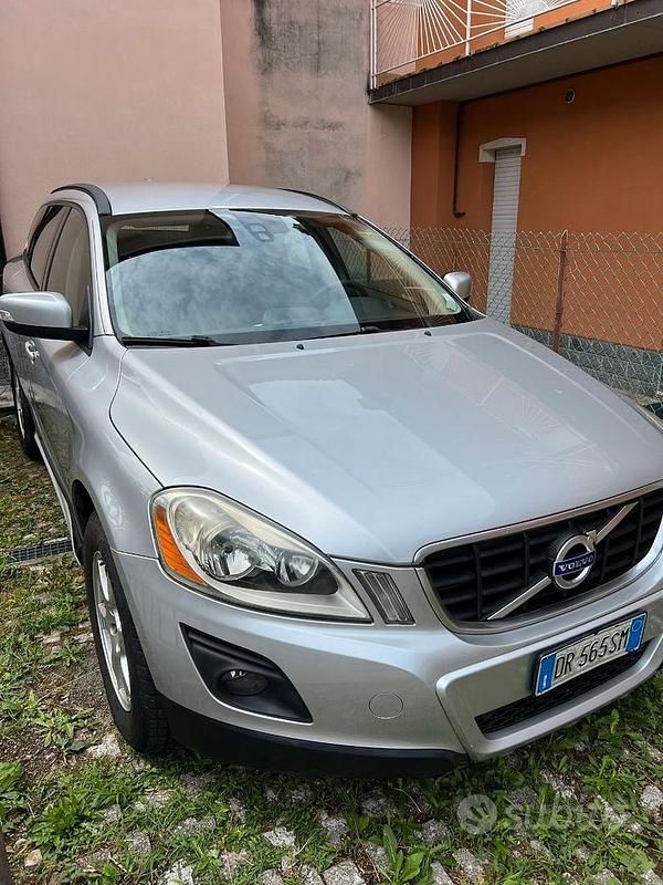 Usata Volvo XC60 2008 Grigio SUV
