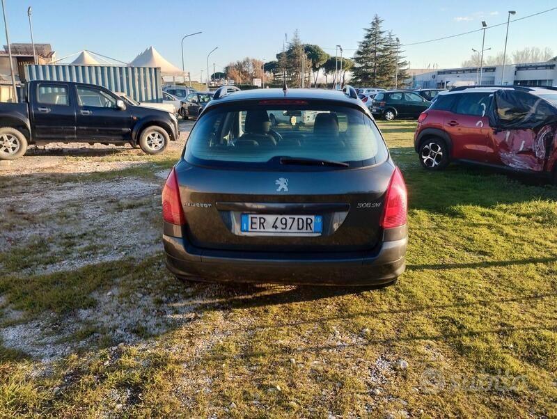 Usata Peugeot 308 Business-Line 92 CV (67 kW) 2013 Grigio Station wagon