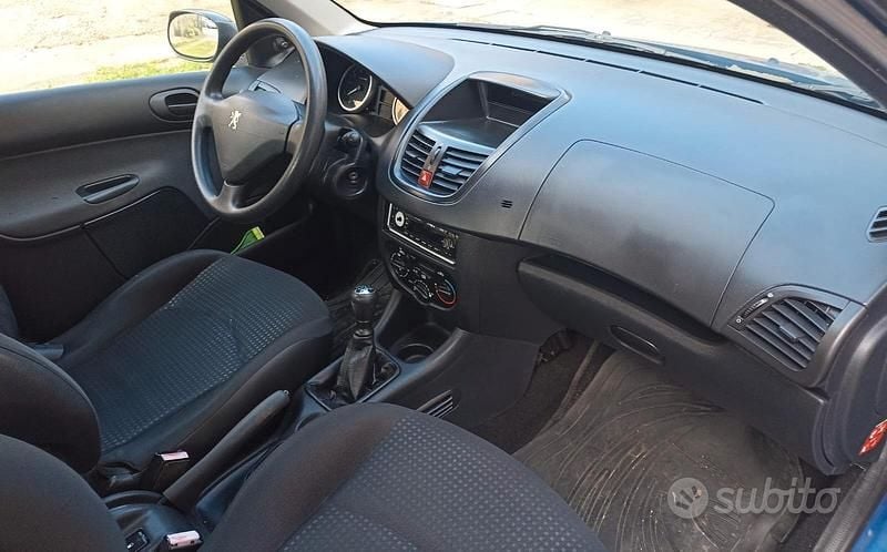 Usata Peugeot 206+ 60 CV (44 kW) 2011 Blu Utilitaria