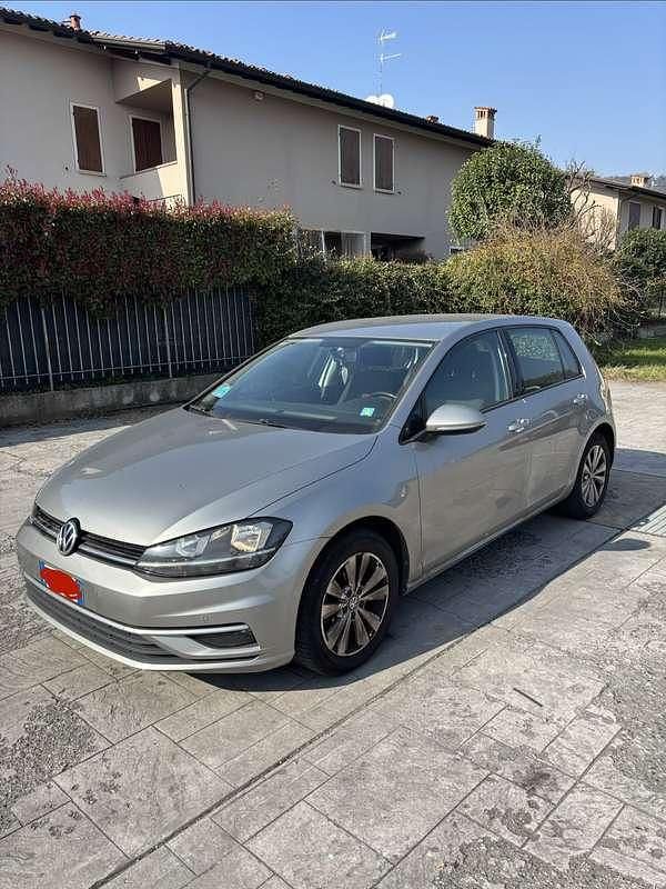 Usata VW Golf VII Comfortline 125 CV (91 kW) 2017 Grigio Berlina