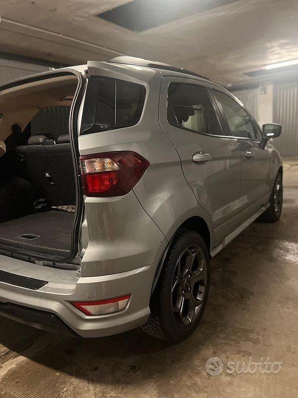 Usata Ford Ecosport ST-Line 125 CV (91 kW) 2021 Grigio SUV