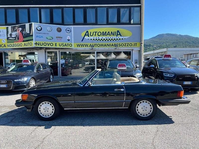 Usata Mercedes 560 227 CV (166 kW) 1986 Blu scuro Cabrio