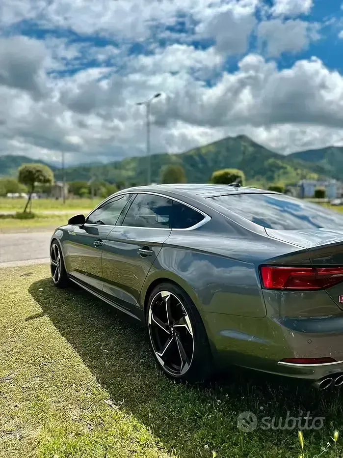 Usata Audi A5 Sportback 190 CV (139 kW) 2018 Grigio Utilitaria