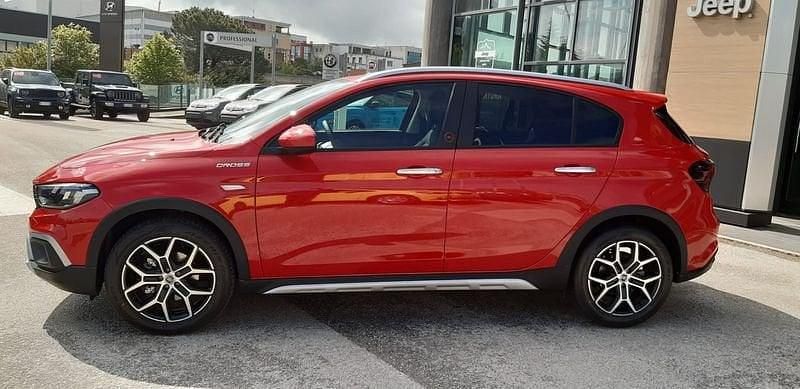 Usata Fiat Tipo Red 131 CV (96 kW) 2022 Utilitaria