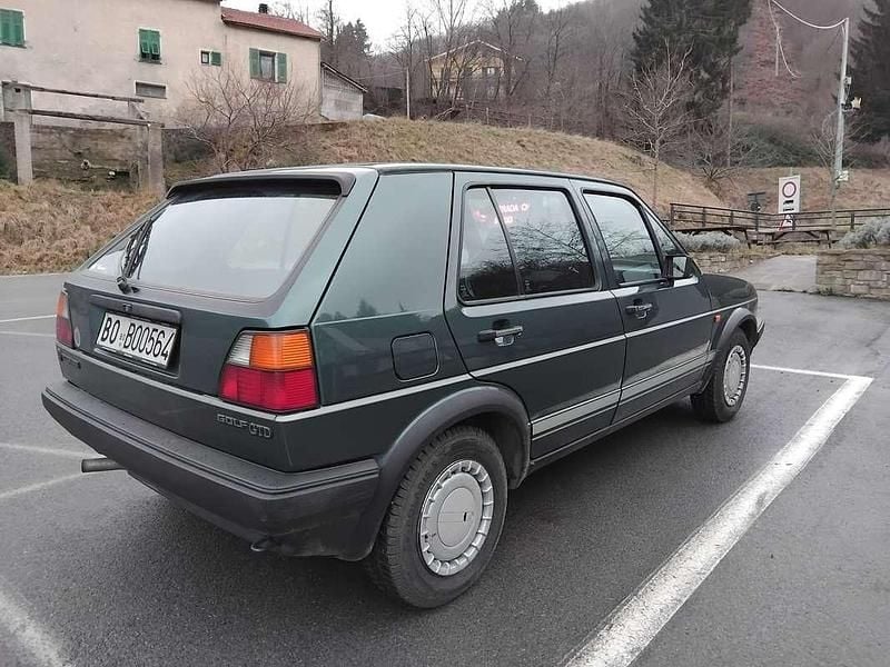 Usata VW Golf II GTD 69 CV (50 kW) 1985 Verde Utilitaria