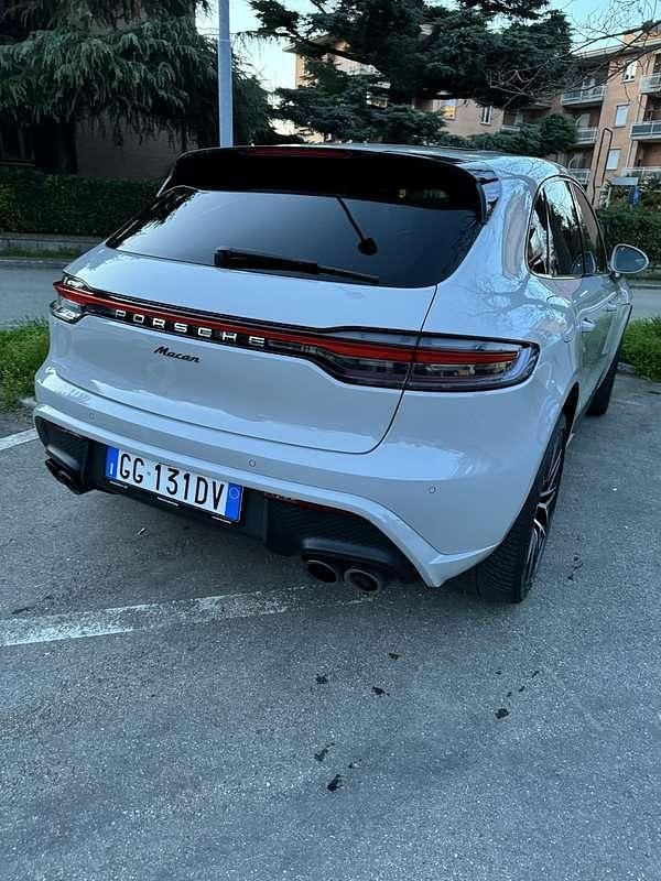 Usata Porsche Macan 265 CV (194 kW) 2021 Grigio SUV