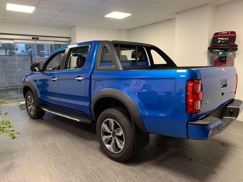 Nuova EVO Cross 4 136 CV (100 kW) 2026 Blu Pick-up