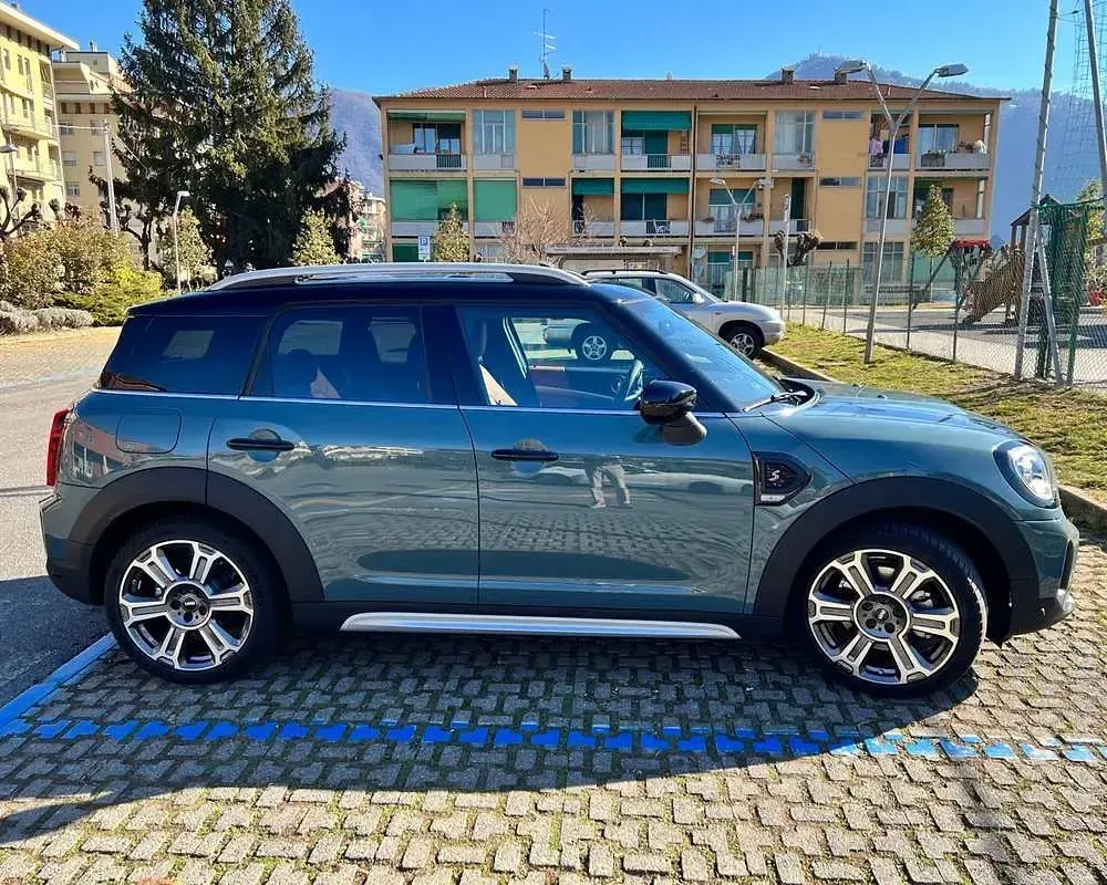Usata Mini Countryman Hype 178 CV (130 kW) 2020 Verde SUV