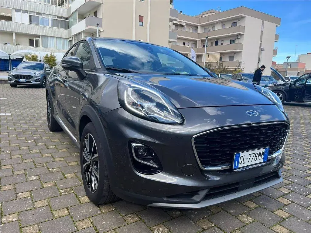Usata Ford Puma Titanium 125 CV (91 kW) 2022 Grigio SUV