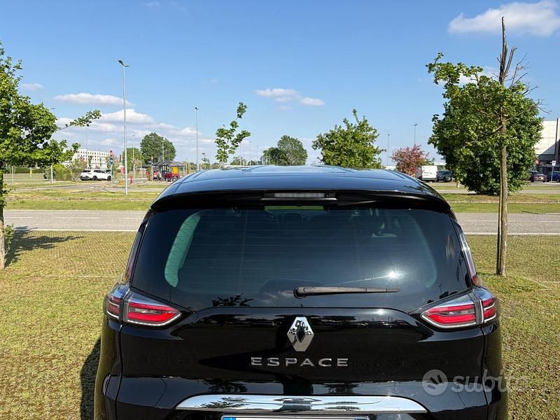 Usata Renault Espace 160 CV (117 kW) 2017 Nero Monovolume