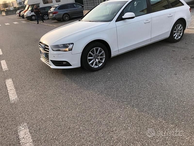 Usata Audi A4 Advanced 150 CV (110 kW) 2014 Grigio Station wagon