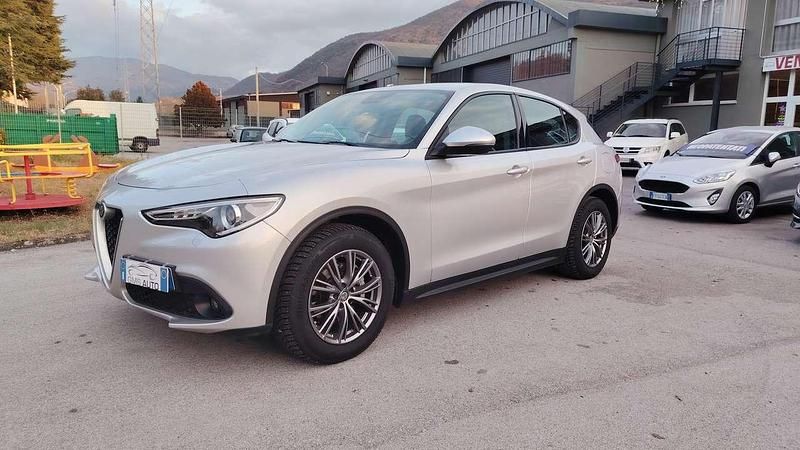 Usata Alfa Romeo Stelvio Business 160 CV (117 kW) 2019 Grigio SUV