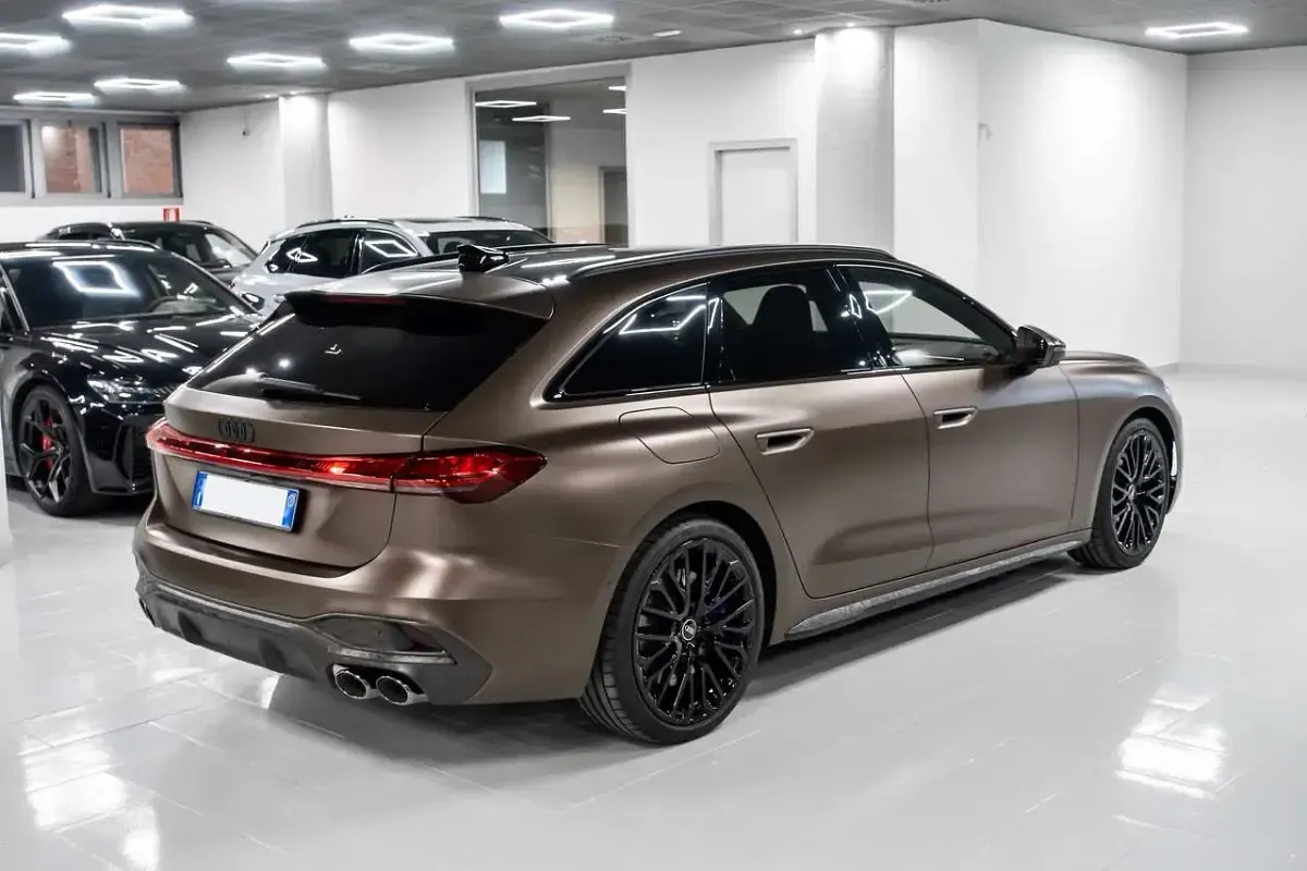 Usata Audi S5 Ambiente 367 CV (269 kW) 2025 Mythos schwarz Station wagon