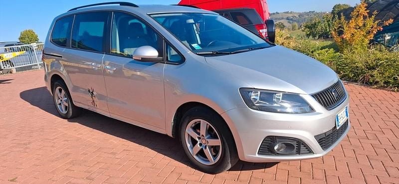 Usata Seat Alhambra Reference 140 CV (102 kW) 2011 Argento Monovolume