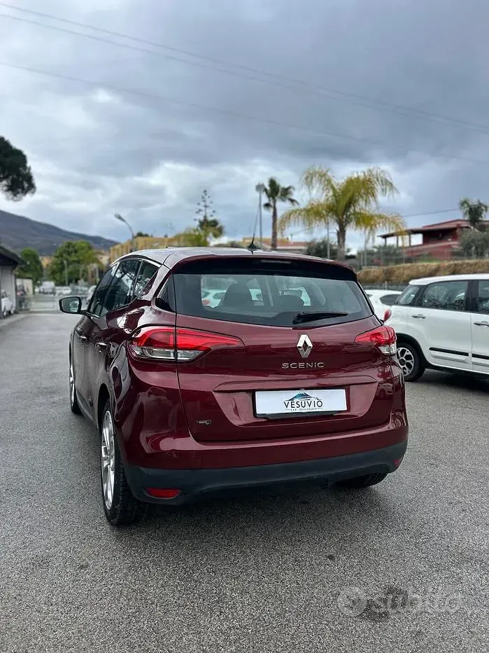 Brugt Renault Scénic IV Zen 110 HK (80 kW) 2017 Rød MPV