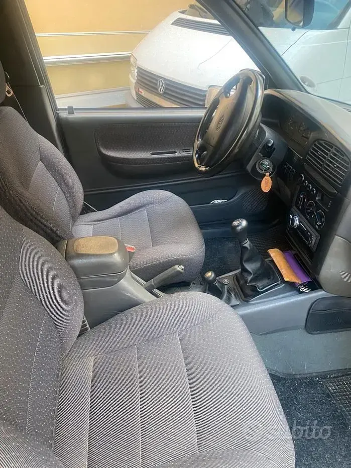 Usata Kia Sportage 2000 Verde SUV
