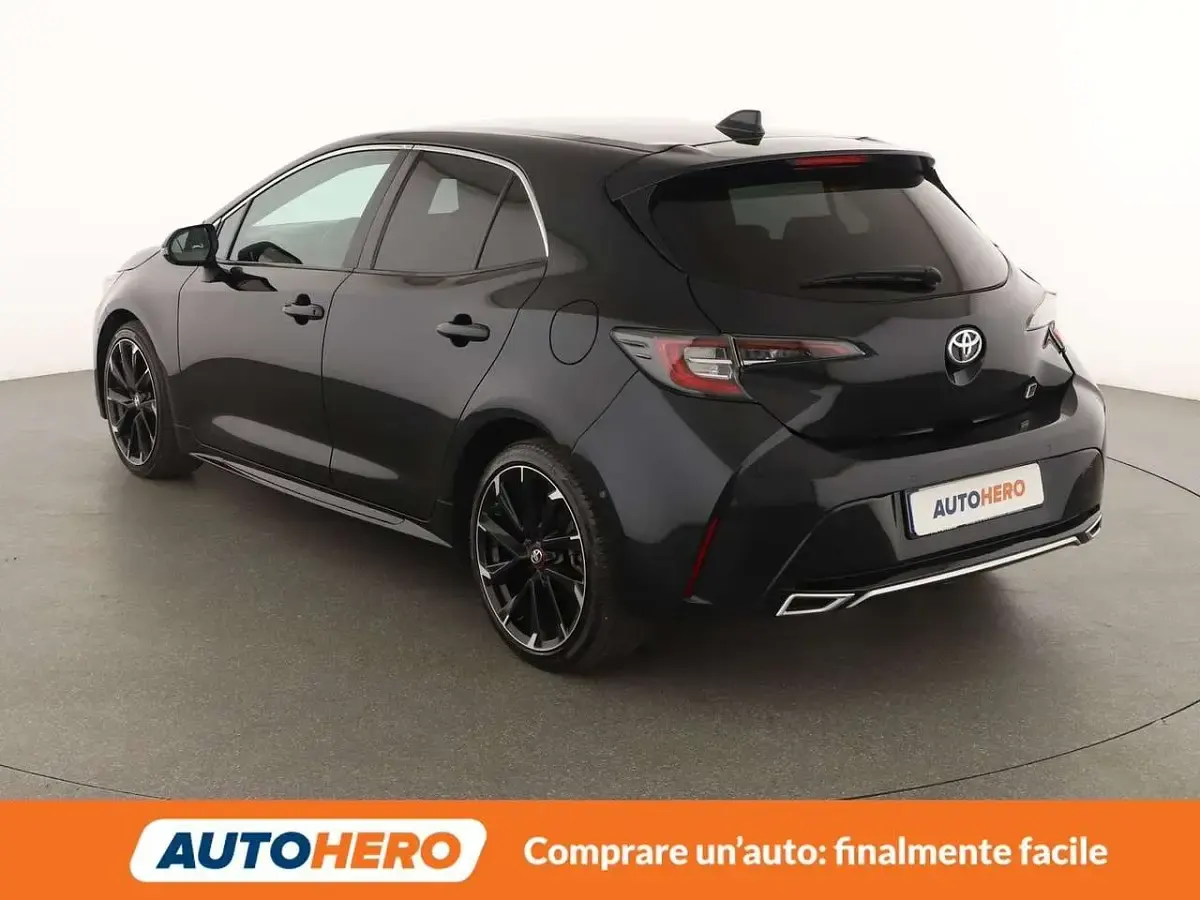 Usata Toyota Corolla Sport 184 CV (135 kW) 2021 Nero Berlina