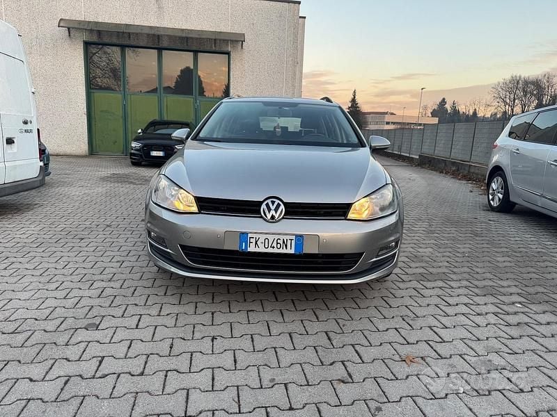 Grigio Usata 2017 VW Golf VII Highline Station wagon | 10.999 € (Ottimo prezzo) - Immagine 1/4