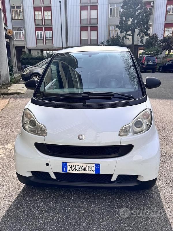 Usata Smart ForTwo Coupé 41 CV (30 kW) 2009 Bianco Coupé
