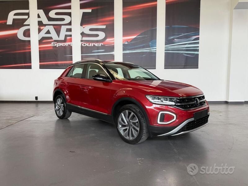 Rosso Usata 2022 VW T-Roc Style SUV | 21.990 € (Buon prezzo) - Immagine 1/4