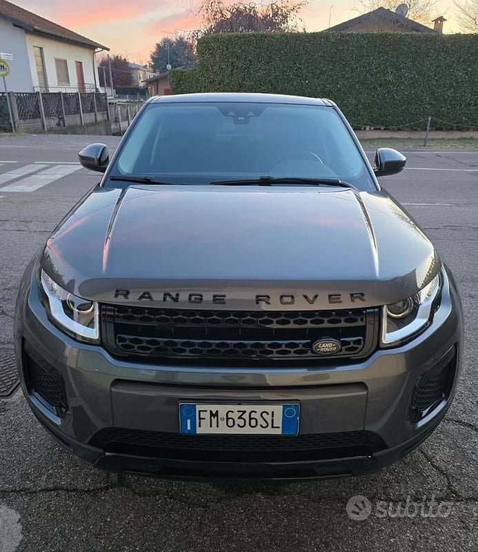 Usata Land Rover Range Rover evoque Pure 150 CV (110 kW) 2017 Grigio Berlina