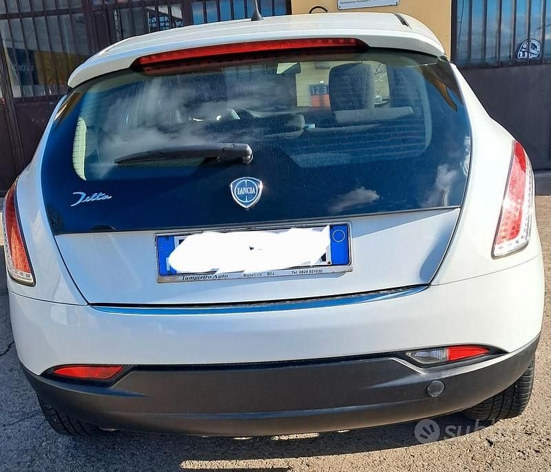 Usata Lancia Delta 2009 Bianco Utilitaria