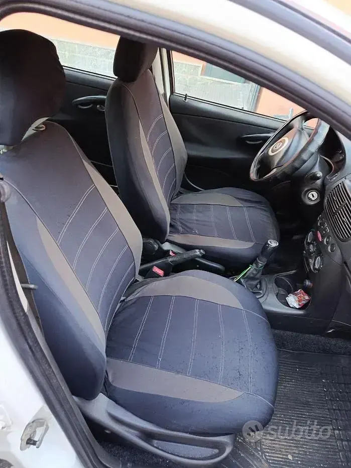 Usata Fiat Punto 69 CV (50 kW) 2006 Bianco Utilitaria