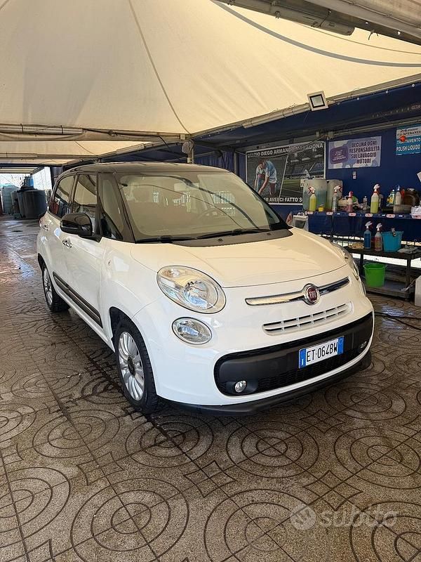Usata Fiat 500L Lounge 105 CV (77 kW) 2014 Bianco Monovolume
