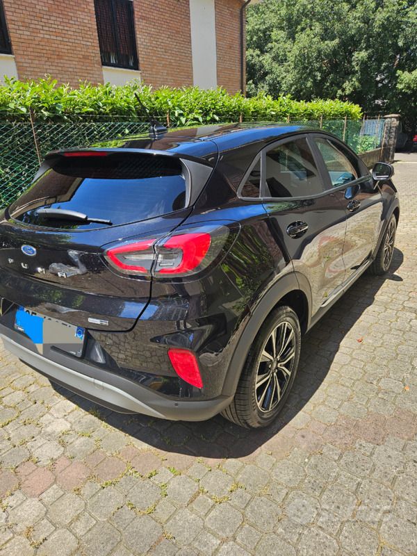 Usata Ford Puma 125 CV (91 kW) 2021 Nero SUV
